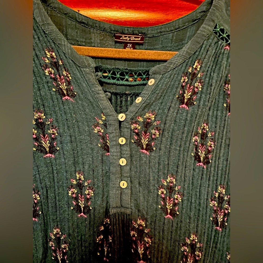 Lucky Brand Floral Teal Women's 3/4 Sleeve Top 2X - Picture 3 of 6